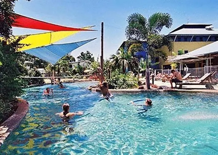 Summer House Cairns